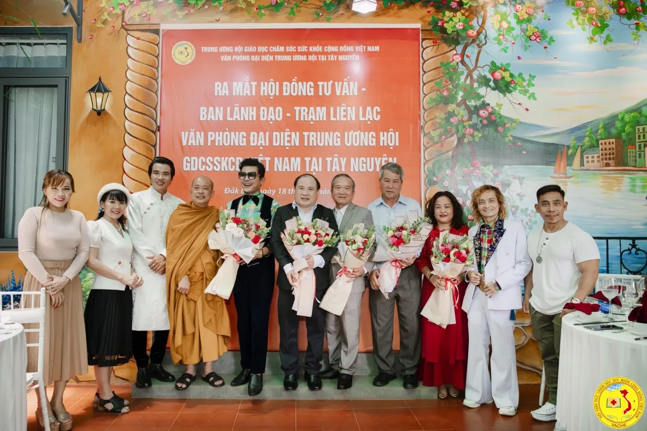 Ảnh: Văn phòng Đại diện Trung ương Hội Giáo dục chăm sóc sức khỏe cộng đồng Việt Nam tại Tây Nguyên ra mắt hội đồng cố vấn - Ban lãnh đạo – Trạm liên lạc.