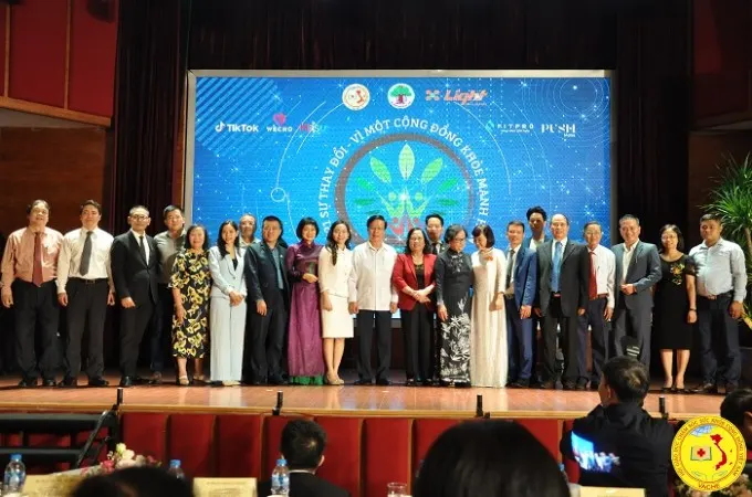 Ảnh: Chương trình “2021 Sự thay đổi – Vì một cộng đồng khỏe mạnh hơn”: Có tới 2/3 tổng số người cao tuổi hiện nay không có bảo hiểm xã hội