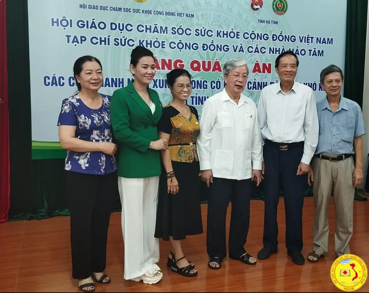 Ảnh: Hội GDCSSKCĐ Việt Nam tri ân nhân Ngày Thương binh-liệt sĩ