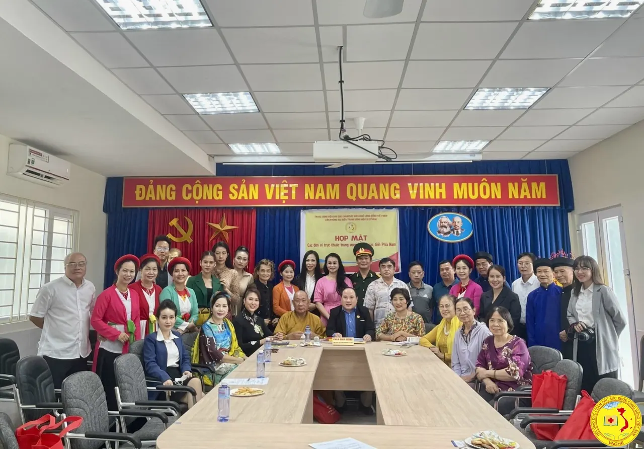 Ảnh: Văn phòng Đại diện Trung ương Hội tại Tp.HCM “ Họp mặt các đơn vị trực thuộc Hội Giáo dục chăm sóc sức khỏe cộng đồng Việt Nam tại khu vực phía Nam”