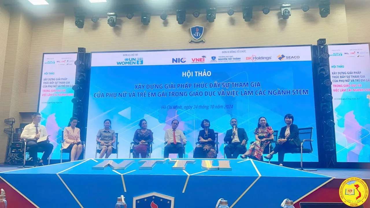 Ảnh: Hội thảo xây dựng giải pháp thúc đẩy sự tham gia của phụ nữ và trẻ em gái trong giáo dục và việc làm các ngành STEM