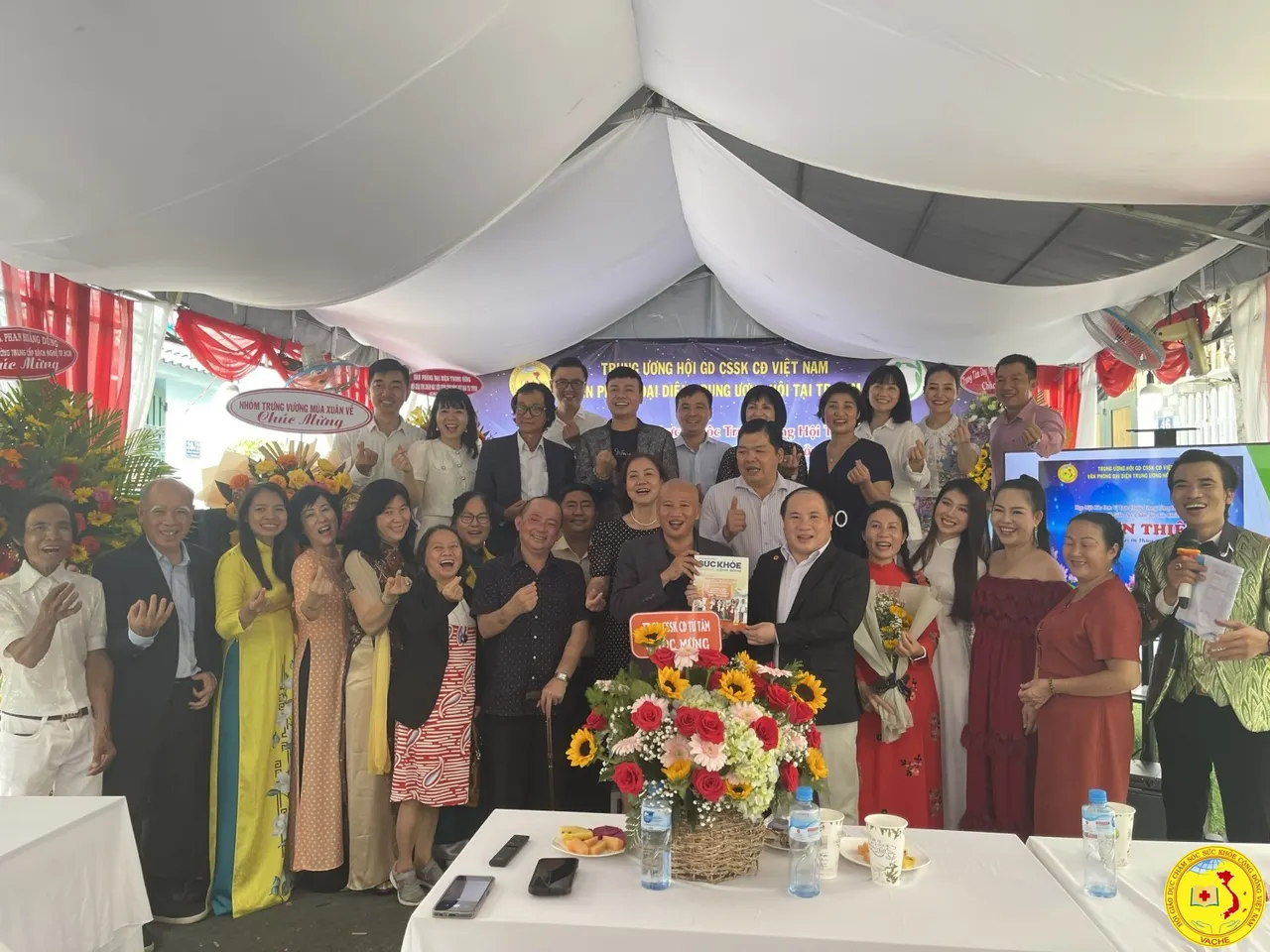 Ảnh: Họp mặt các Đơn vị trực thuộc Hội GDCSSKCĐ Việt Nam tại phía Nam ra mắt Chi Hội GDCSSKCĐ Chơn Thiện.