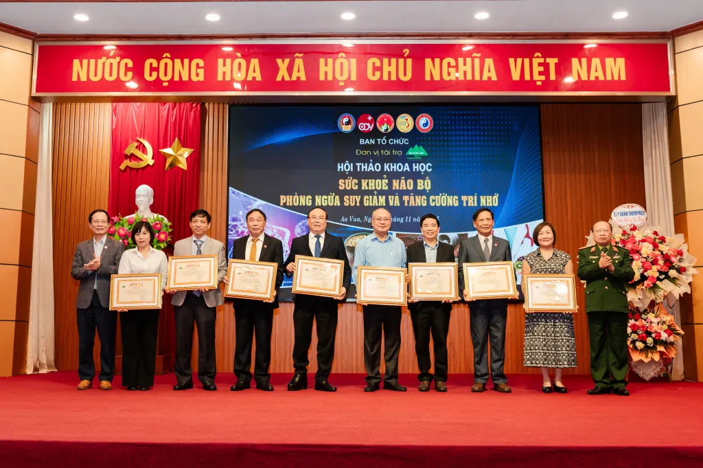 Ảnh: Hội thảo khoa học: “Sức khỏe não bộ: Ngăn ngừa suy giảm và tăng cường trí nhớ”.