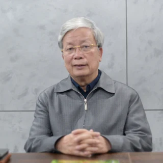 Chủ tịch Nguyễn Hồng Quân